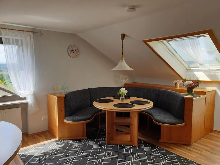 Apartment Moderne Dg-Wohnung In Mainleus