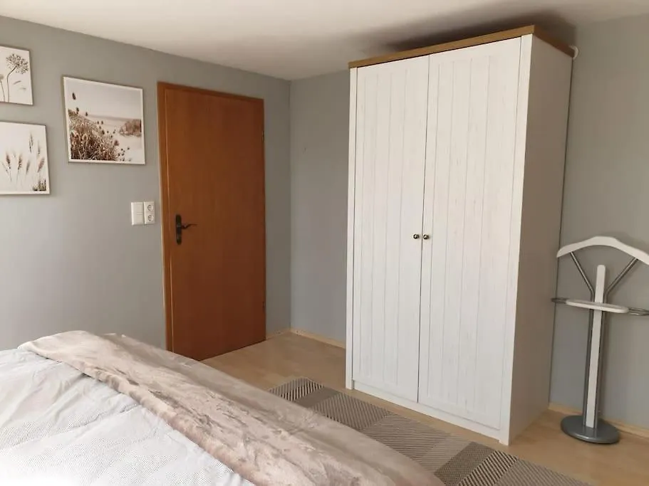 Moderne Dg-Wohnung In Mainleus Apartment