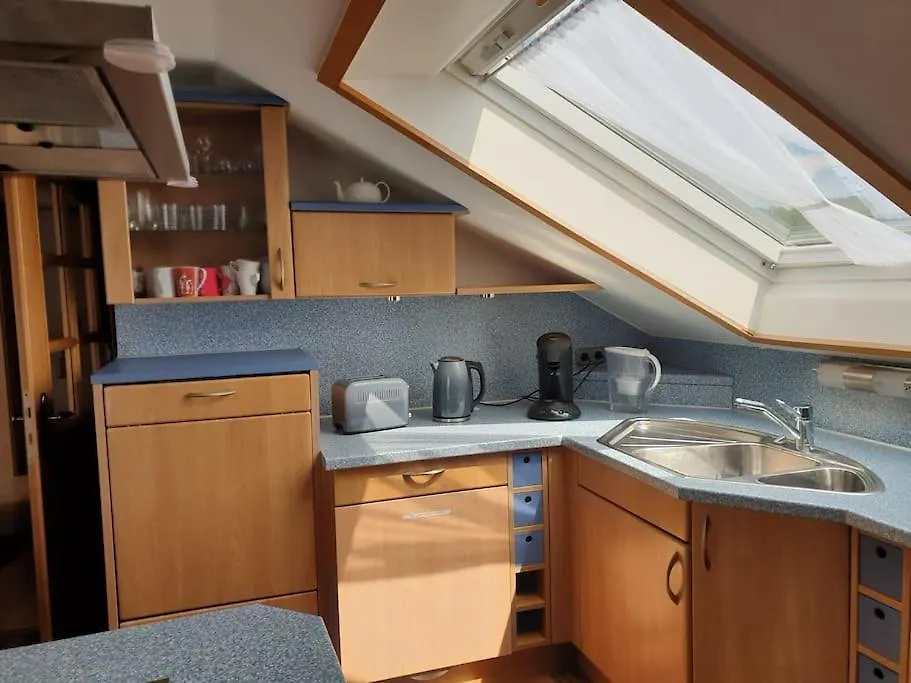 Moderne Dg-Wohnung In Mainleus 0*,