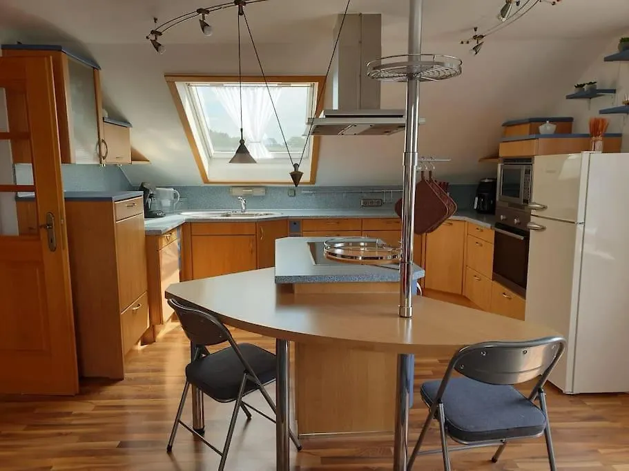 Moderne Dg-Wohnung In Mainleus Germany